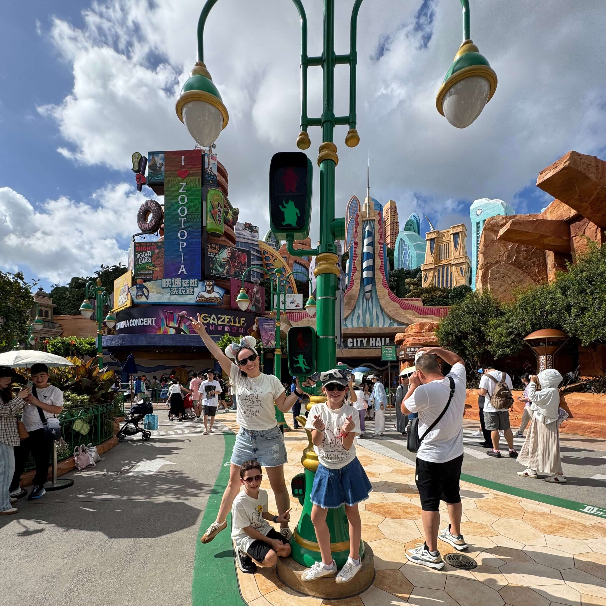 Disney Shanghai: O que não pode faltar no seu dia disney shanghai zootopia