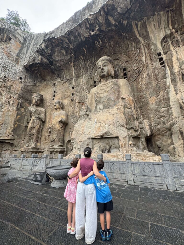 Luoyang: o que fazer em 2 dias entre templos antigos, grutas e história viva da China grutas de longmen em luoyang