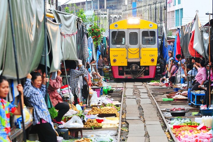 mercado de trem tailândia